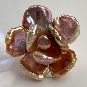 P152-Handmade Premium Metallic Gold Purple Detchable Petal Pearl Flower Pendant